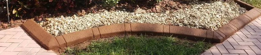 Expert garden concrete edging installation in Palm Beach, FL