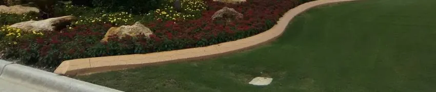 Long-lasting residential concrete landscape borders in Palm Beach, FL