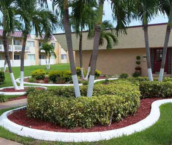 CREATIVE, CUSTOM, CONCRETE CURBING BY  CURBS 4 US.